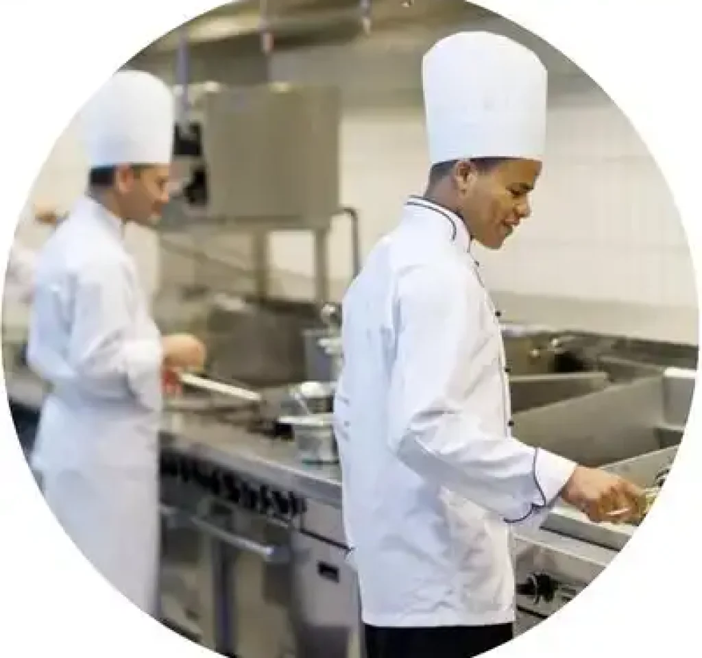 Quater Plate Catering Oman Team at work