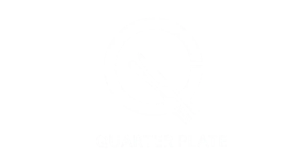 quater-plate-oman-catering-logo-white